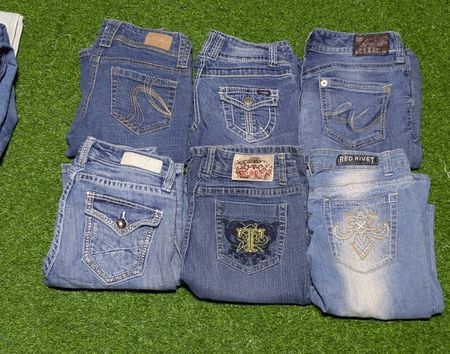 WALLFLOWER AND OTHER MIX BRANDS JEANS (B 28)