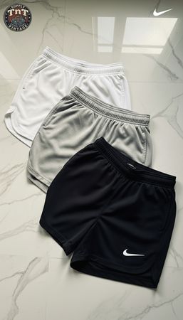 Authentic NIKE shorts - TNT2603