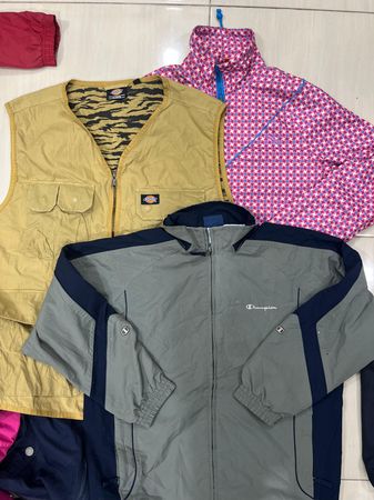 ブランドトラックジャケット