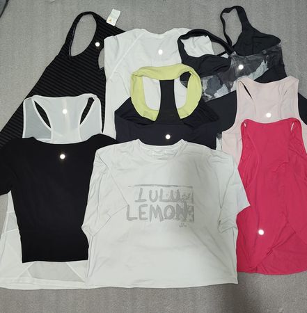 #170 Lululemon mix top's