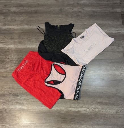 4564 - Bebeスポーツブラ、ショート、タートルネック、Tシャツ、ドレス、タンクトップ