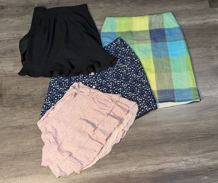 4573 - Saia Mini e Midi Estilo Y2K