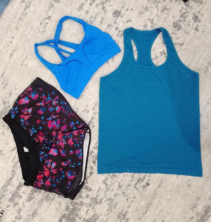 Lululemon Mix 20-Pcs