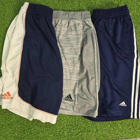 AV-1287 Adidas ショーツ