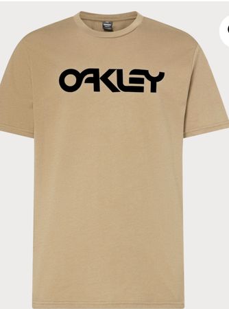 Surf board wear t-shirts