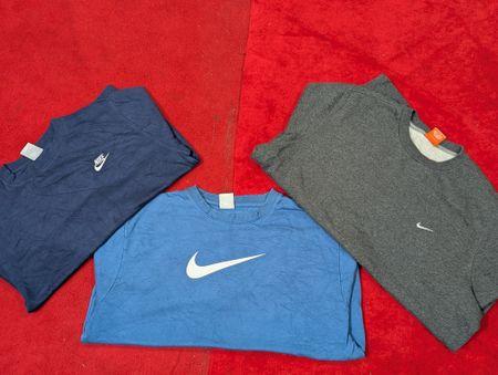 Nike sweatshirt