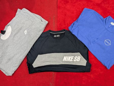 Nike sweatshirt