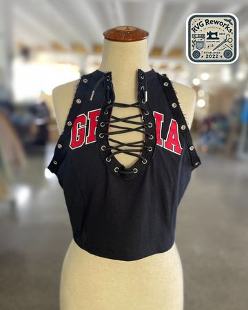 Upcycled y2k Lace-Up Graphic Crop Top