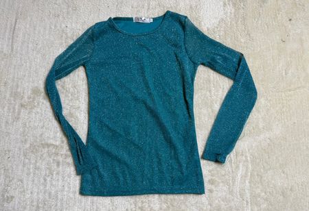 Vintage style full sleeve basic top