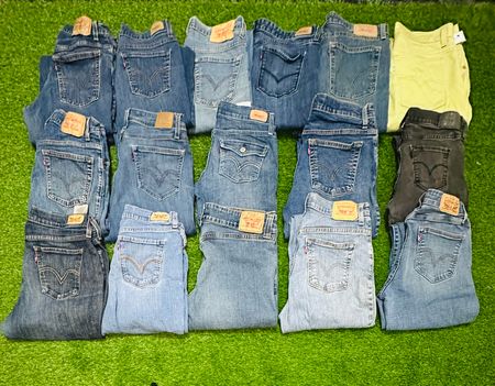 Levis boot cut flared jeans 16 pieces