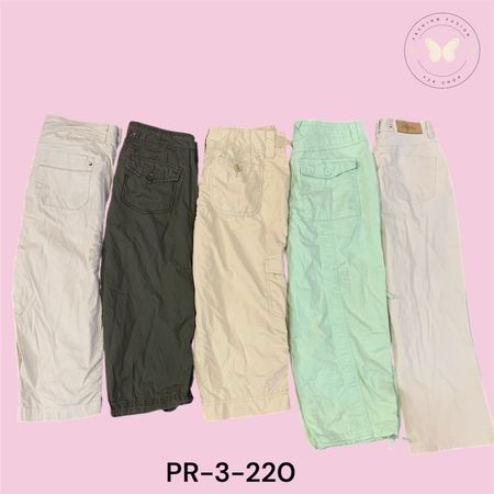 Casual Chic Women’s Cargo Capris – Soft Cotton Blend”  (PR-3-220)