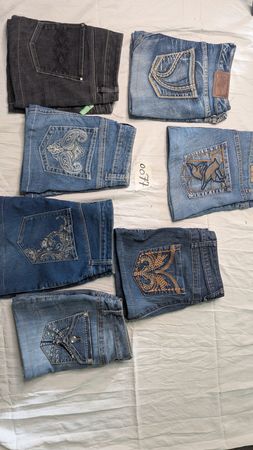 Y2K mini denim skirts
