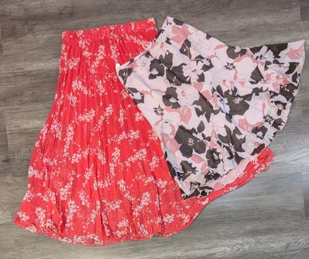 4524 - Jupes midi et maxi de style Y2K