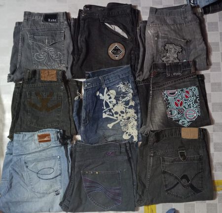 SEAN JOHN AND OTHER MIX BRANDS SHORTS (ID 1256)