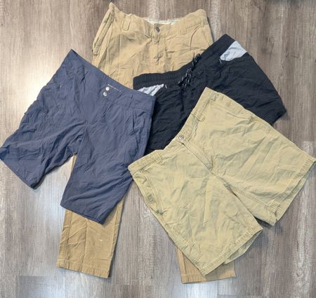 4659 - Columbia Shorts and Pants