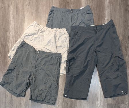 4663 - Columbia shorts