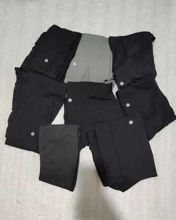 #01 Lululemon Crop Leggings