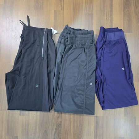 AV-1309 Lululemon Trousers
