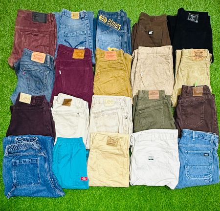 Levi's and other brand mixed jeans