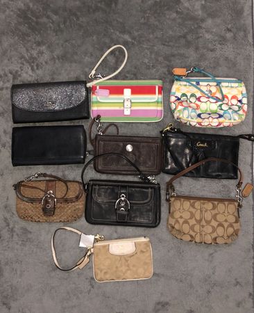 Coach wallets & pouches