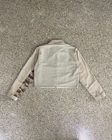 Jaqueta Cropped de Contraste Camo Upcycled