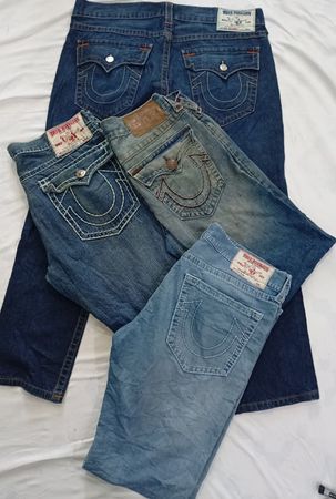 CR7140 True Religion Men’s Jeans