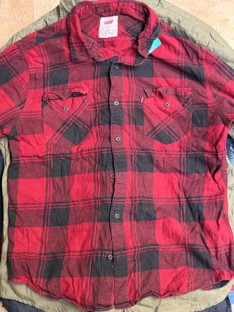 Chemises Levi’s 32 pièces