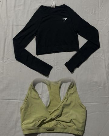 Gymshark 4 Crop top & 4 Crop Sports Bra | VS 65