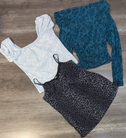 4744 - Blusas de estilo Y2K