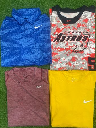 AVG-0386 Nike T-Shirts