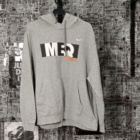 MIX BRANDED HOODIES & SWEATSHIRTS BUNDLE 02