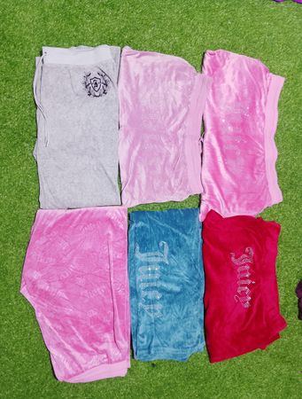 „Juicy Couture-Hosen“