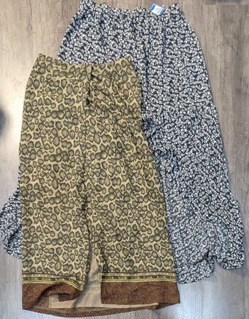 4760 - Y2K Style Maxi and Midi Skirt