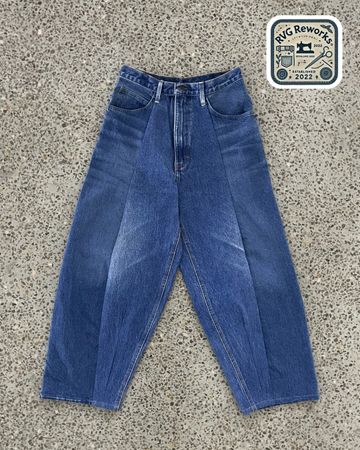 Upcycled Balloon Baggy Jeans
