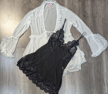 4785 - Camisón de Estilo Y2K