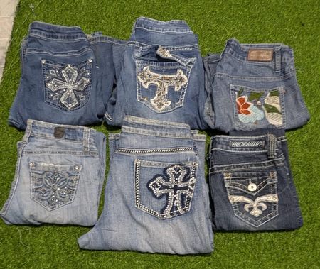 CATO AND OTHER BRAND JEANS (B.1)
