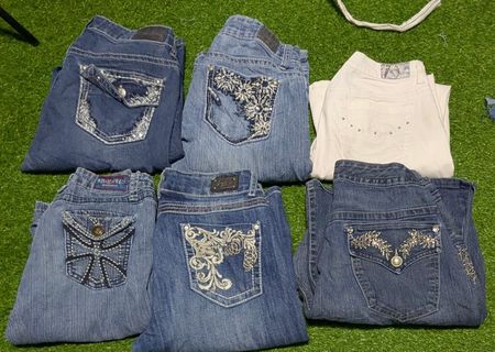 LOVE INDIGO AND OTHER BRAND JEANS (B.3)