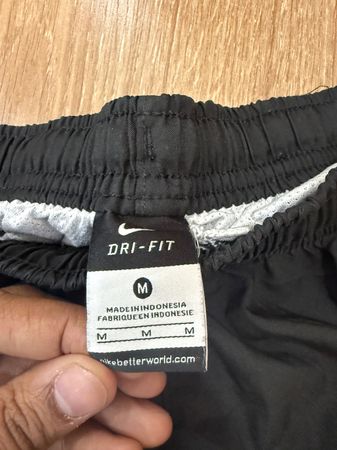 AVG-0381 Nike Ladies Shorts