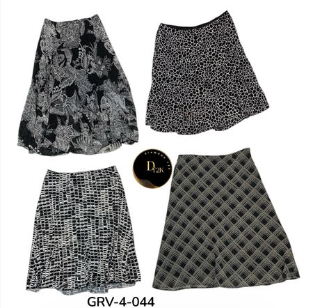 Y2K Poly Skirt – Retro Low-Rise Aesthetic (GRV-4-044)