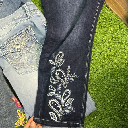 AV-1323 Y2K Stil Capri