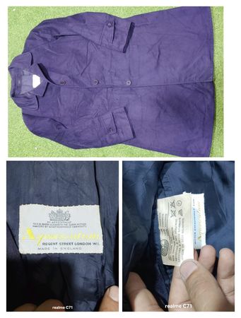 アクアスキュータム トレンチコート