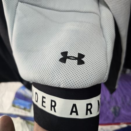 AV-1340 Under Armour Jackets