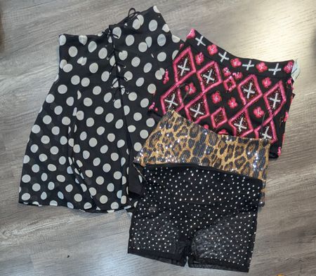 4842 - Faldas y pantalones cortos micro mini estilo Y2K