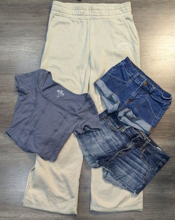 4850 - American Eagle, Aeropsotale, Hollister, Aeropostale T-shirts à manches courtes et longues, débardeurs, shorts, pantalons