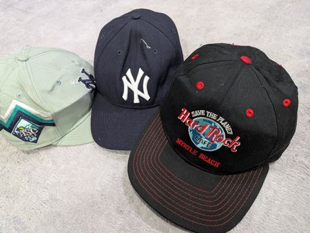 CRZ2158 Mixed Brand Caps-(264)