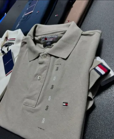 T-shirts Tommy Hilfiger de marque