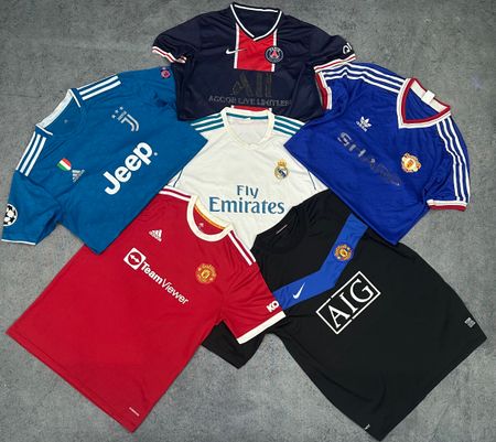 Branded soccer jerseys - 20 Pieces