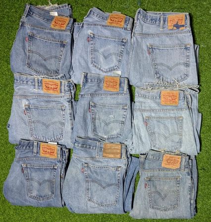 LEVI’S 550 , 527 , 517 JEANS (A 51)