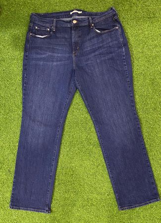 Levi’s mix code jeans