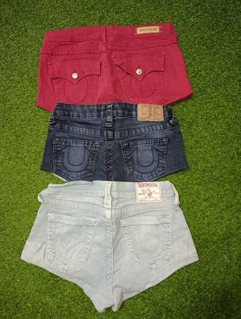 Vintage true religion shorts — luxury thrift find ✨